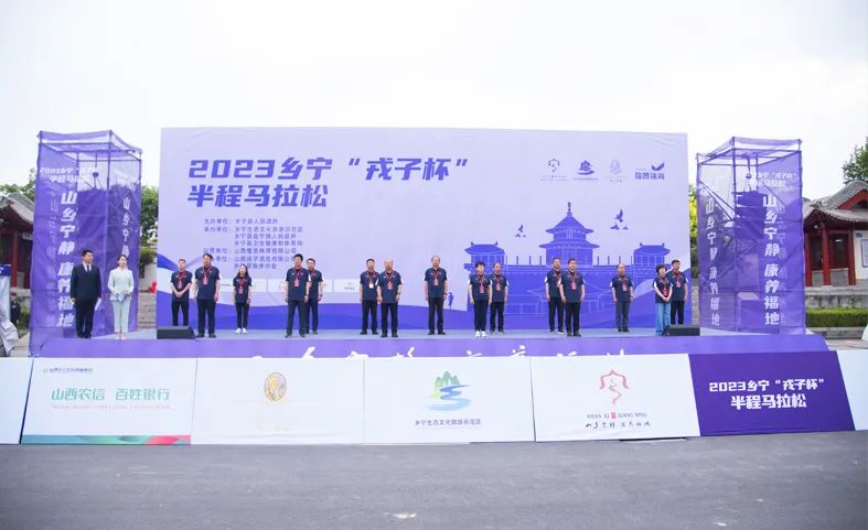 6d029eb6b11f42eb8c43c7001ab27947.jpg